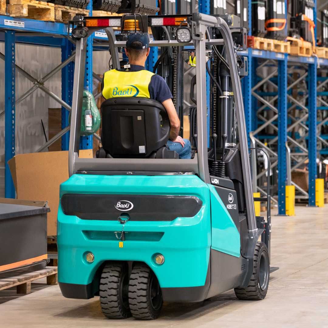 Empilhador elétrico Baoli KBET20 - bat. de Lítio - NOVO