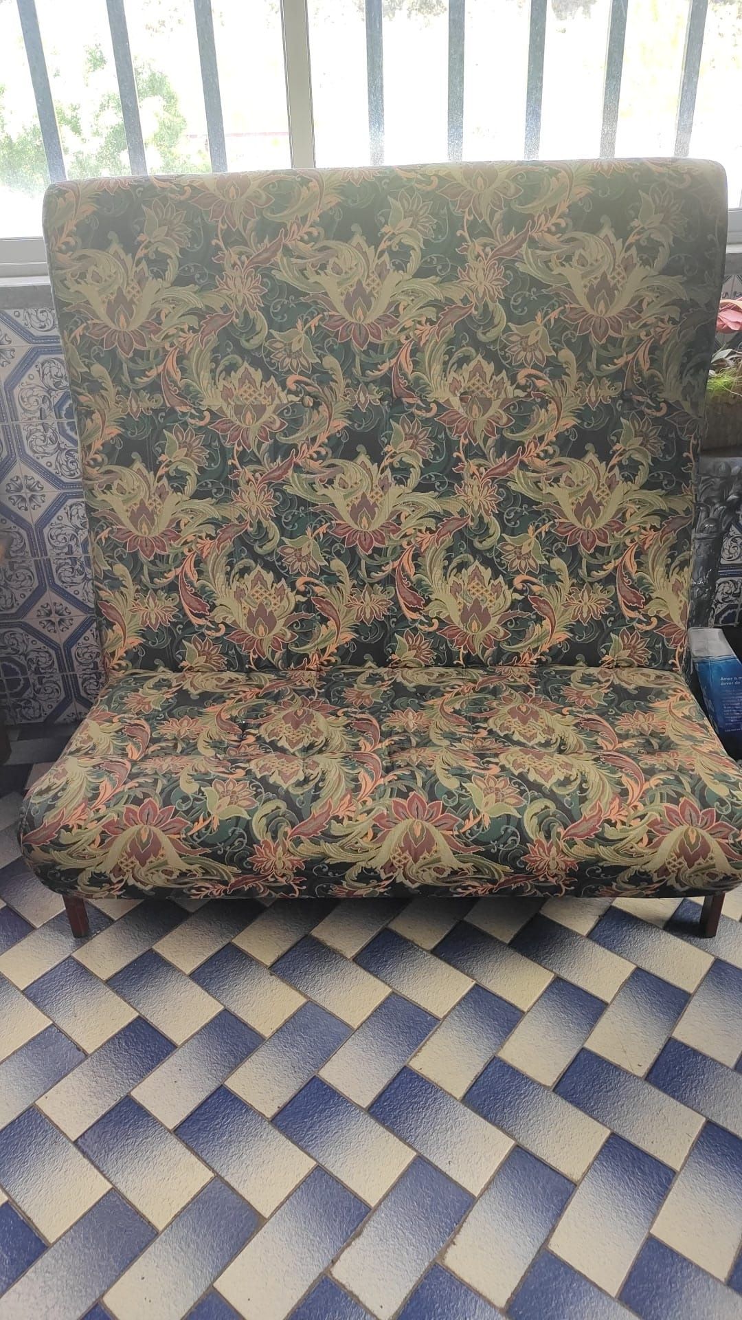Mobiliário de PUB