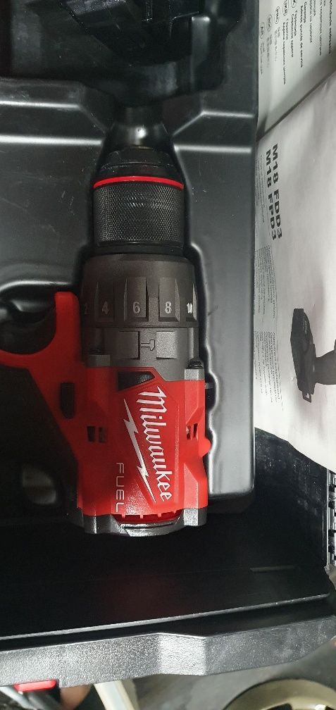 Продам шуроповерт milwaukee m18fpd3