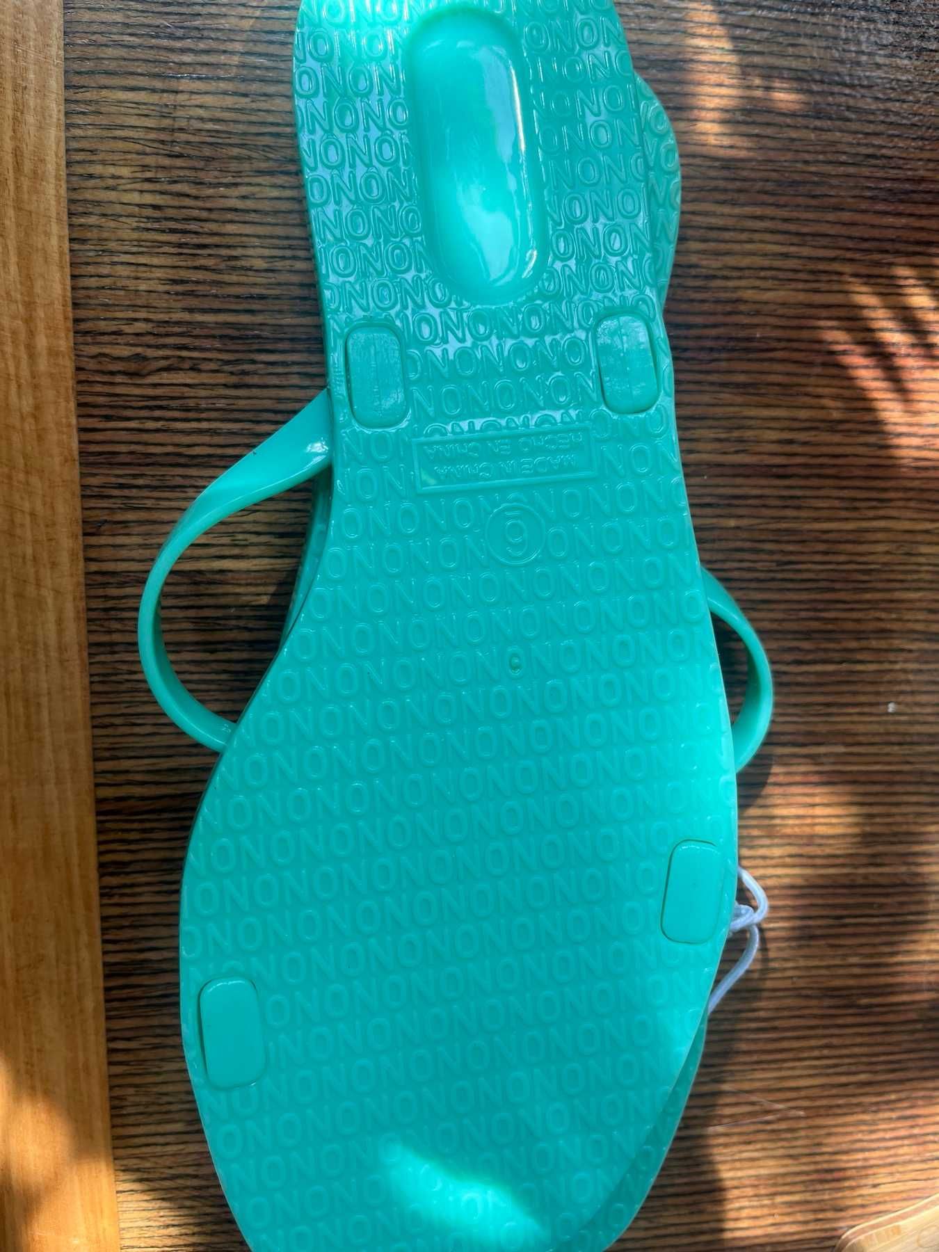 Шльопанці old navy shiny-jelly slide 36