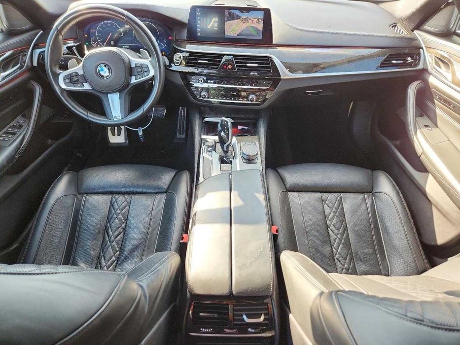 BMW 540i 2019 Задній привід