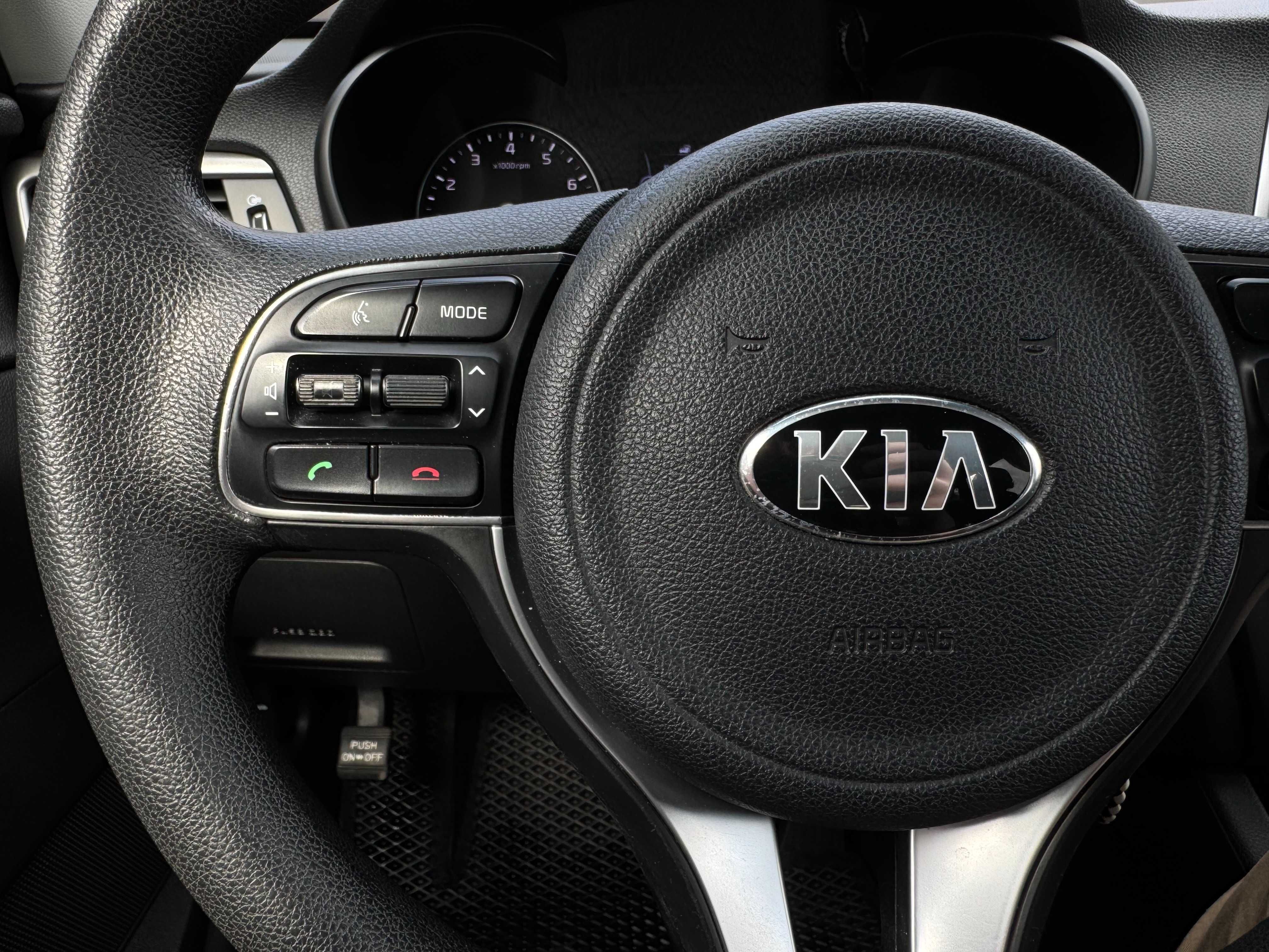 KIA Optima 2018 року