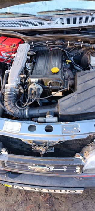 Форд сієра донс інжектор 2 куба