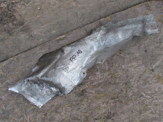 audi a8 d3 long lift osłona termiczna prawy przód półosi 4e0825644