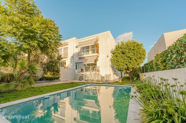 Moradia Geminada T3 com Piscina – Lage, Vila Verde