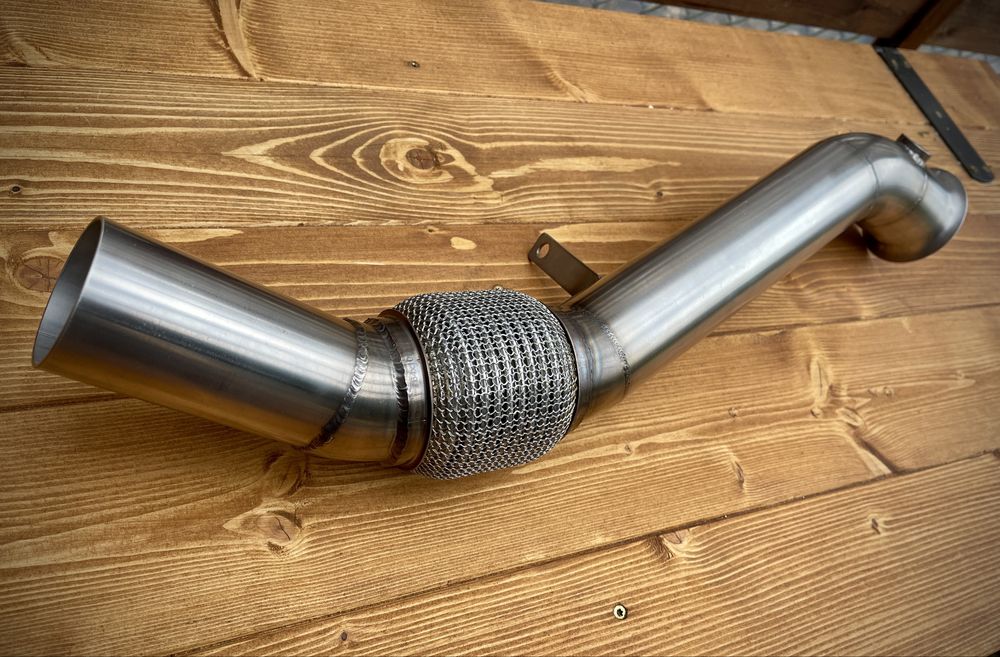 Downpipe BMW E90, E91, E92, E93 316D 318D 320D N47 2.0d