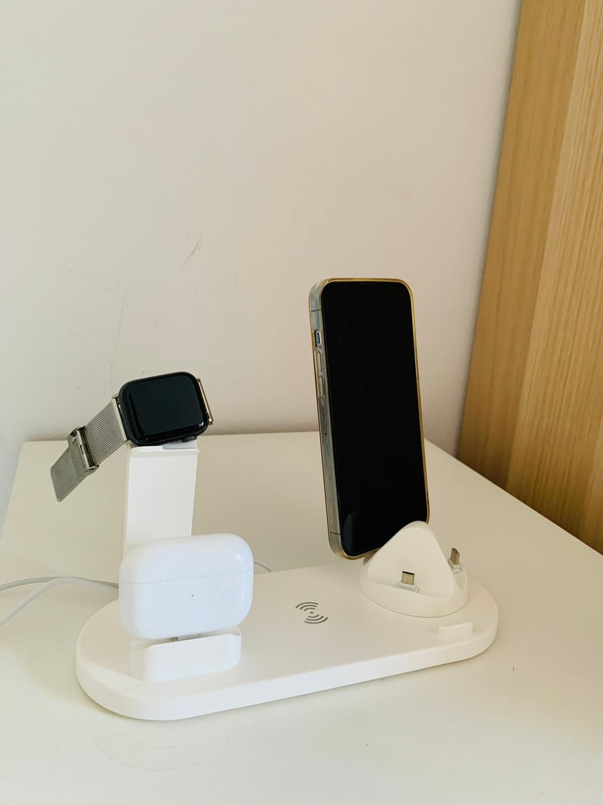 Charger dock Apple novo