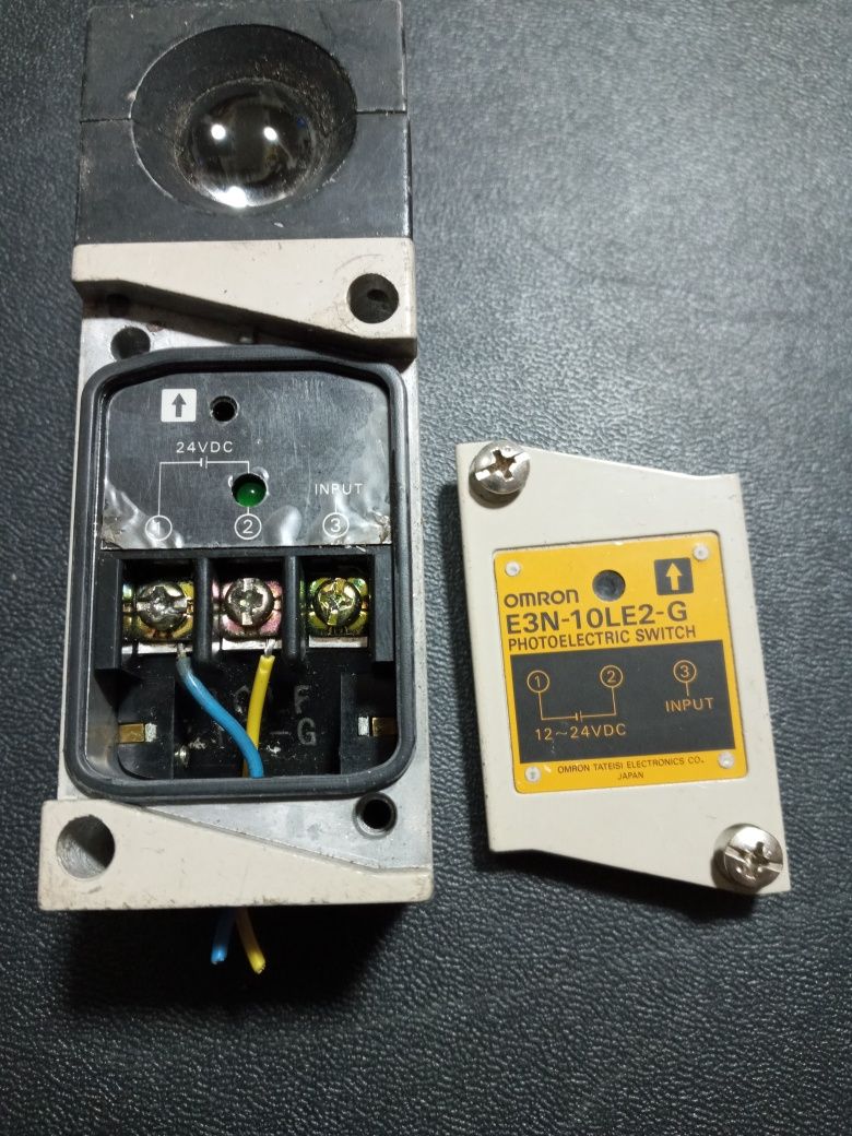 Датчик фотоэлектрический omron