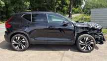 Volvo XC 40 4x4, 250 koni, full