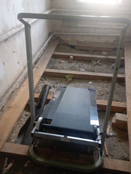 Беговая дорожка, возможен торг