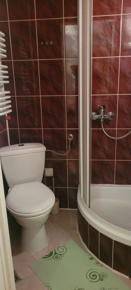 Pokoj 2 osobowe w domu typu pensionat  z łazienka  w pokoju
