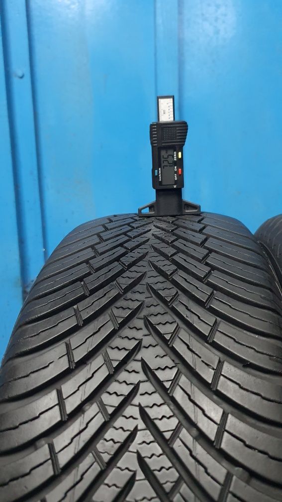 205/60 R16 Markowe opony całoroczne Vredestein ! Rok 2022