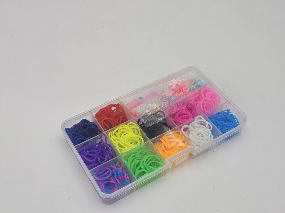 Caixa pequena de elásticos para pulseiras