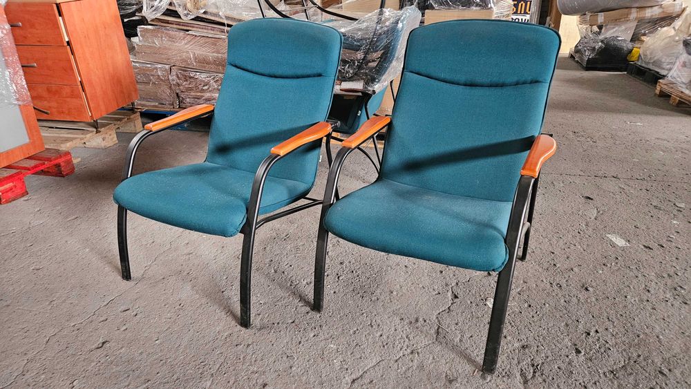 2 Fotele  BIUROWE prezesowskie eleganckie - materiałowe stan BDB