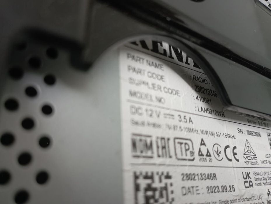 Rádio / auto-rádio DACIA Sandero III