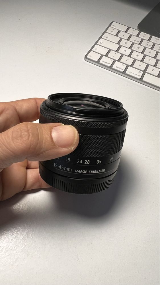 Lente Canon EF M 15-45