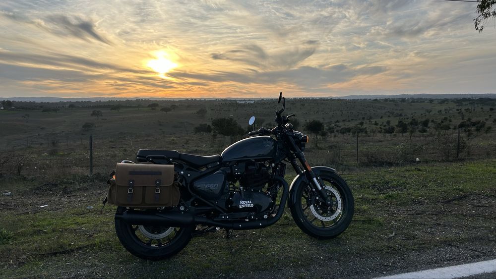 Royal Enfield Shotgun