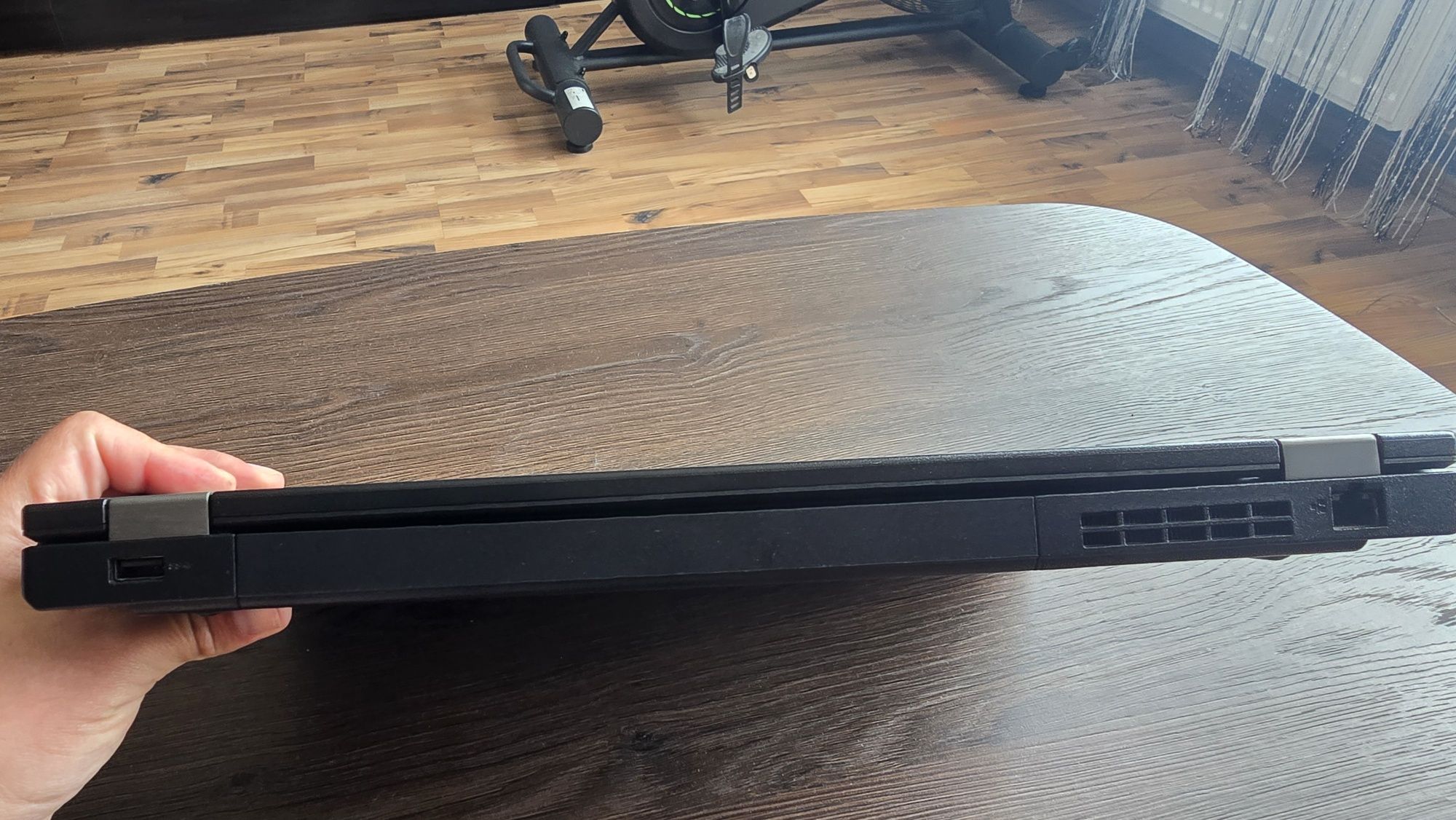 Laptop Lenovo L570 8GB/i5/256GB SSD
