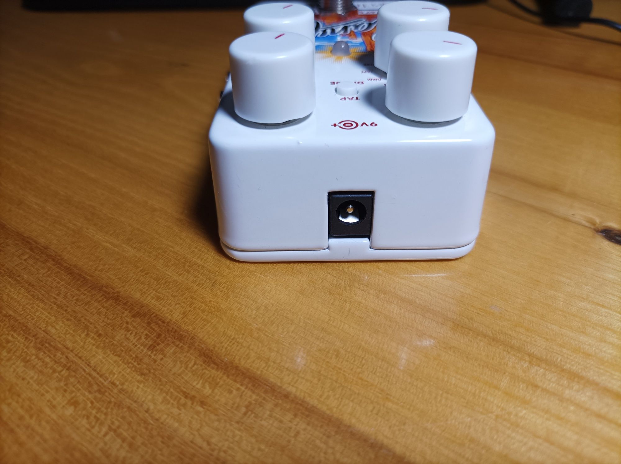 Electro Harmonix Canyon delay looper ehx