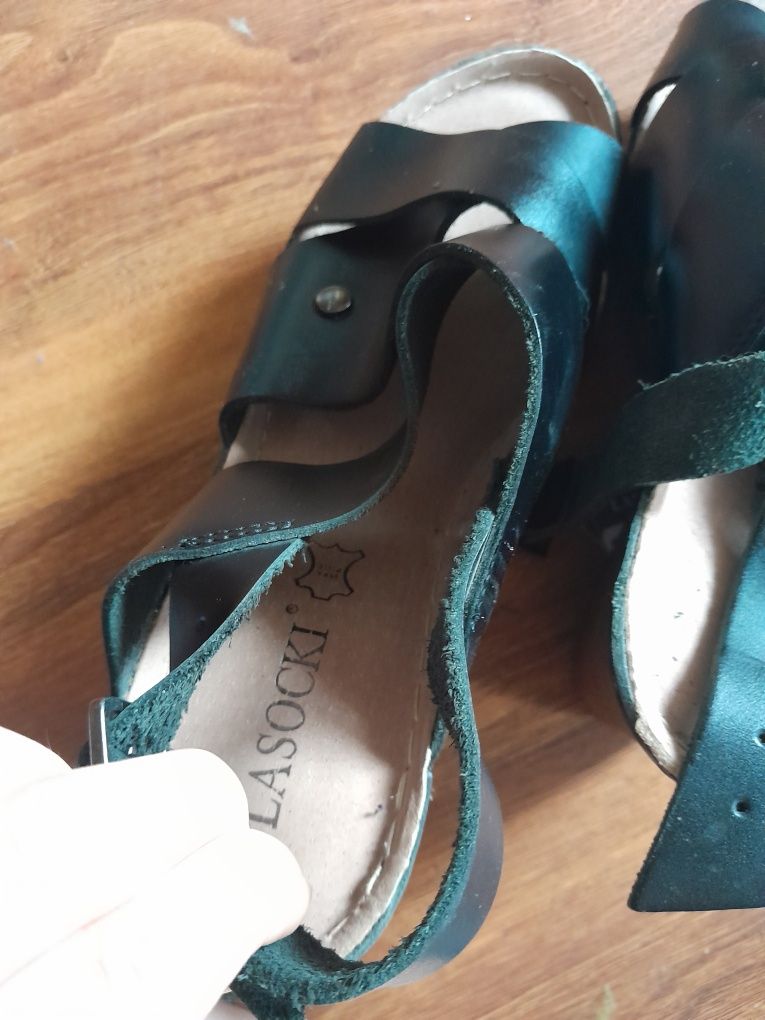 Nowe skórzane sandały koturna platforma Lasocki rozmiar 39 z metką