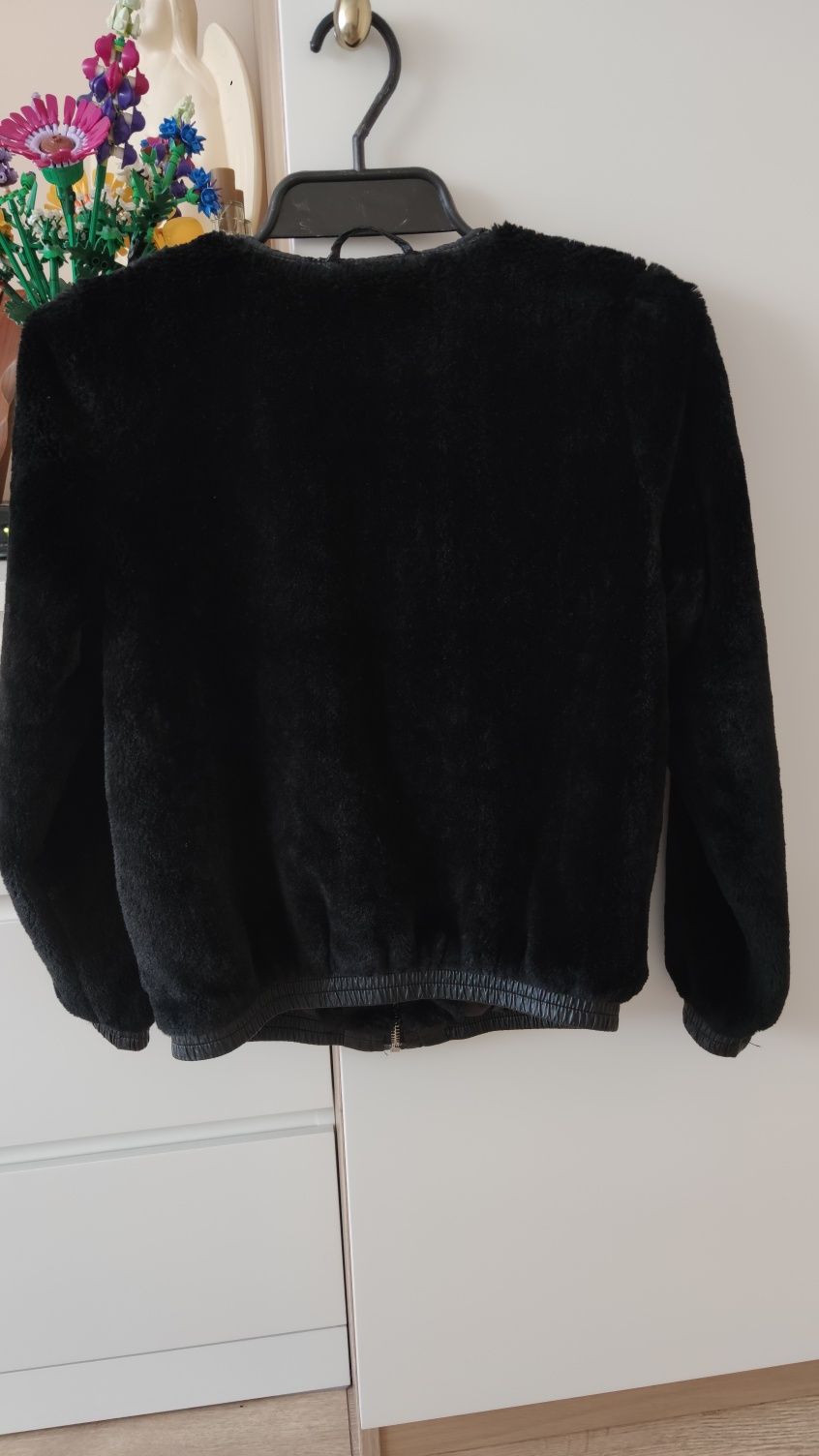 Czarne  futerko dla dziewczynki r. 152  H&M