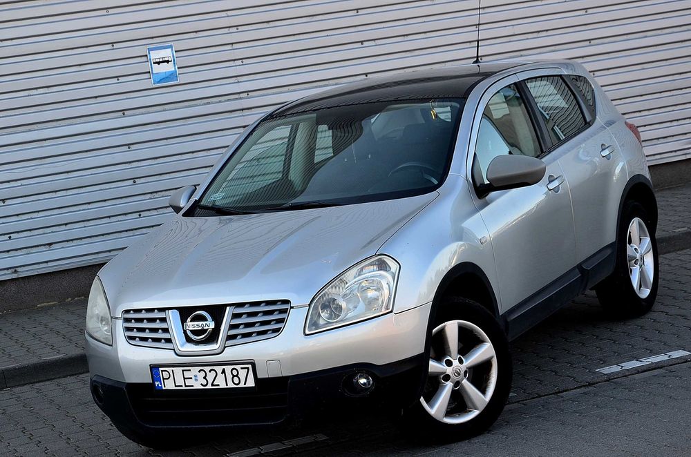 Nissan Qashqai 2.0 Benzyna*4x4* Panorama* Kamera Cofania* Hak *Zadbany