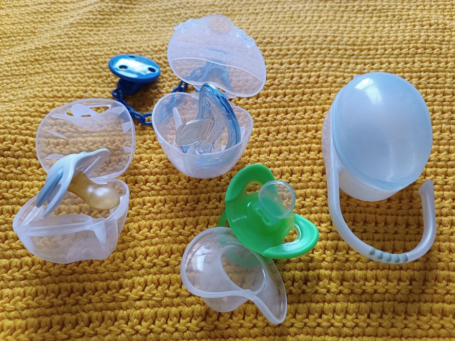 Пустишки з контейнерами