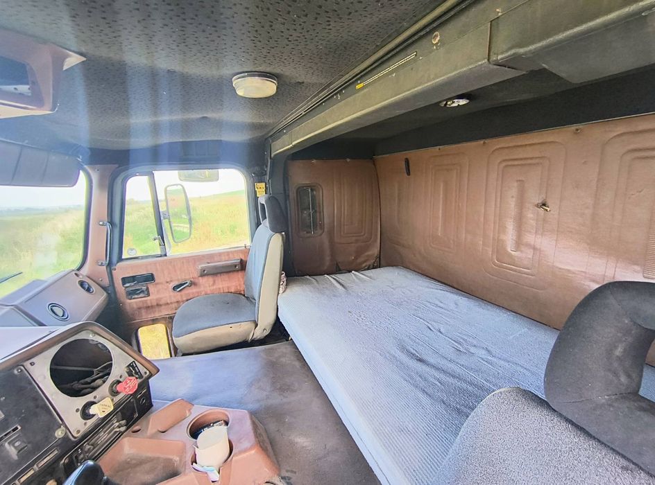 Самоскид International 9600