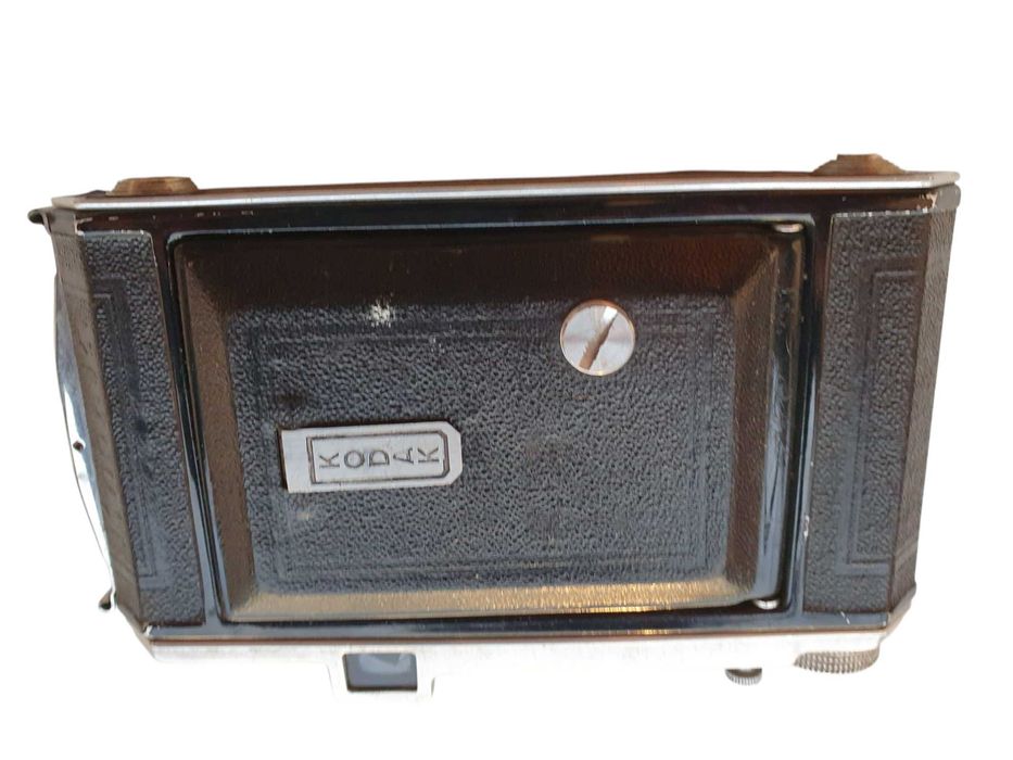 Stary aparat miechowy Kodak 620 z obiektywem Anastigmat f4,5 Angenieux