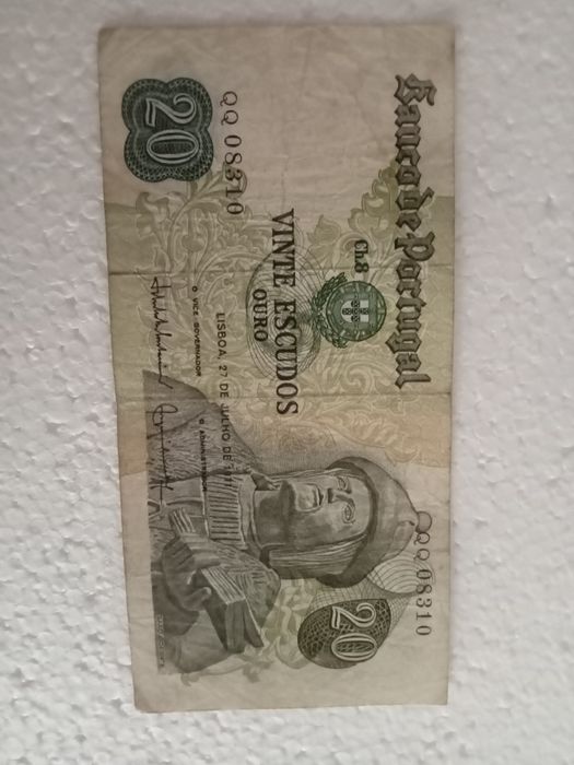 Vendo notas de vinte escudos de Garcia de Orta