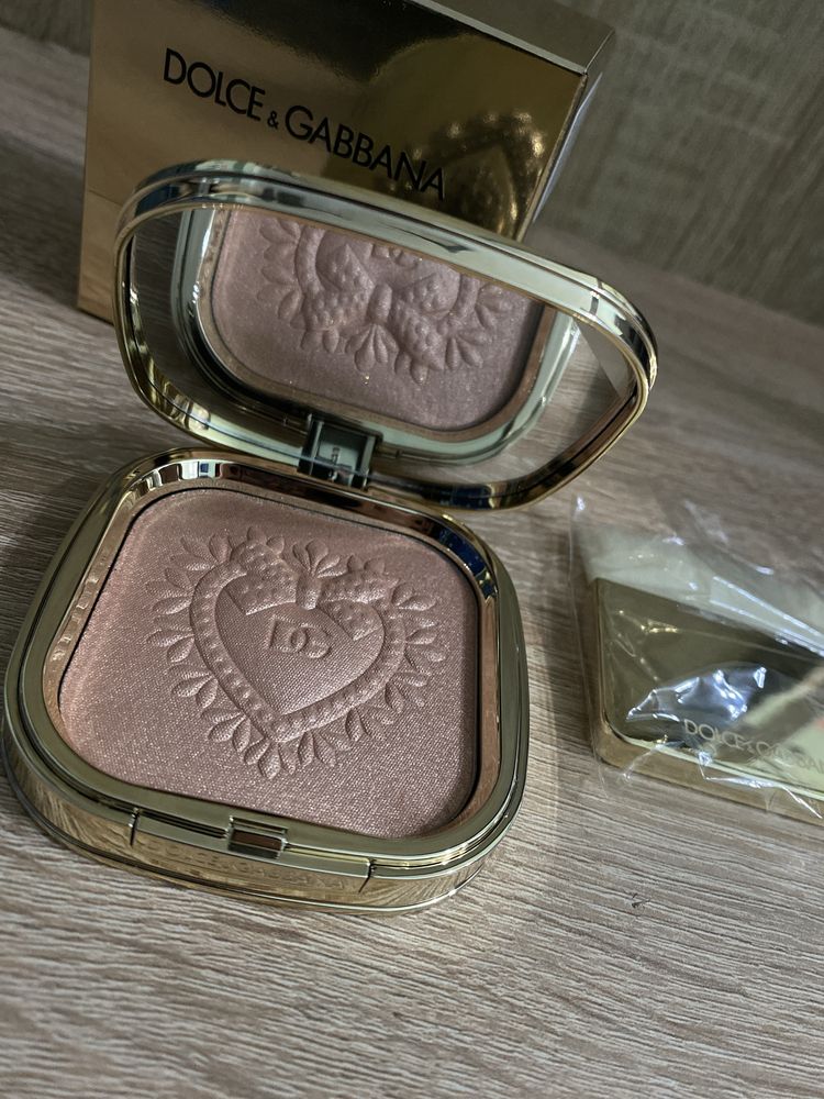 Хайлайтер Dolce&Gabbana тон 00 універсал лайт