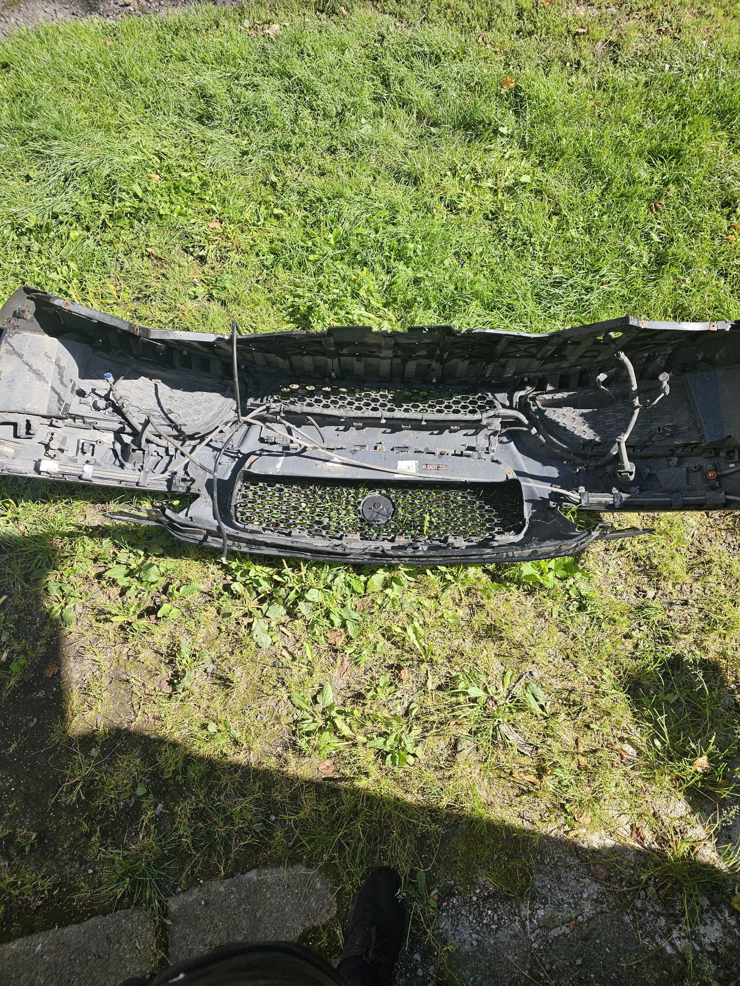 Zderzak przód kompletny jaguar xf 260