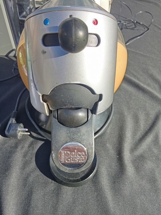 Vendo maquina de café dolce Gusto