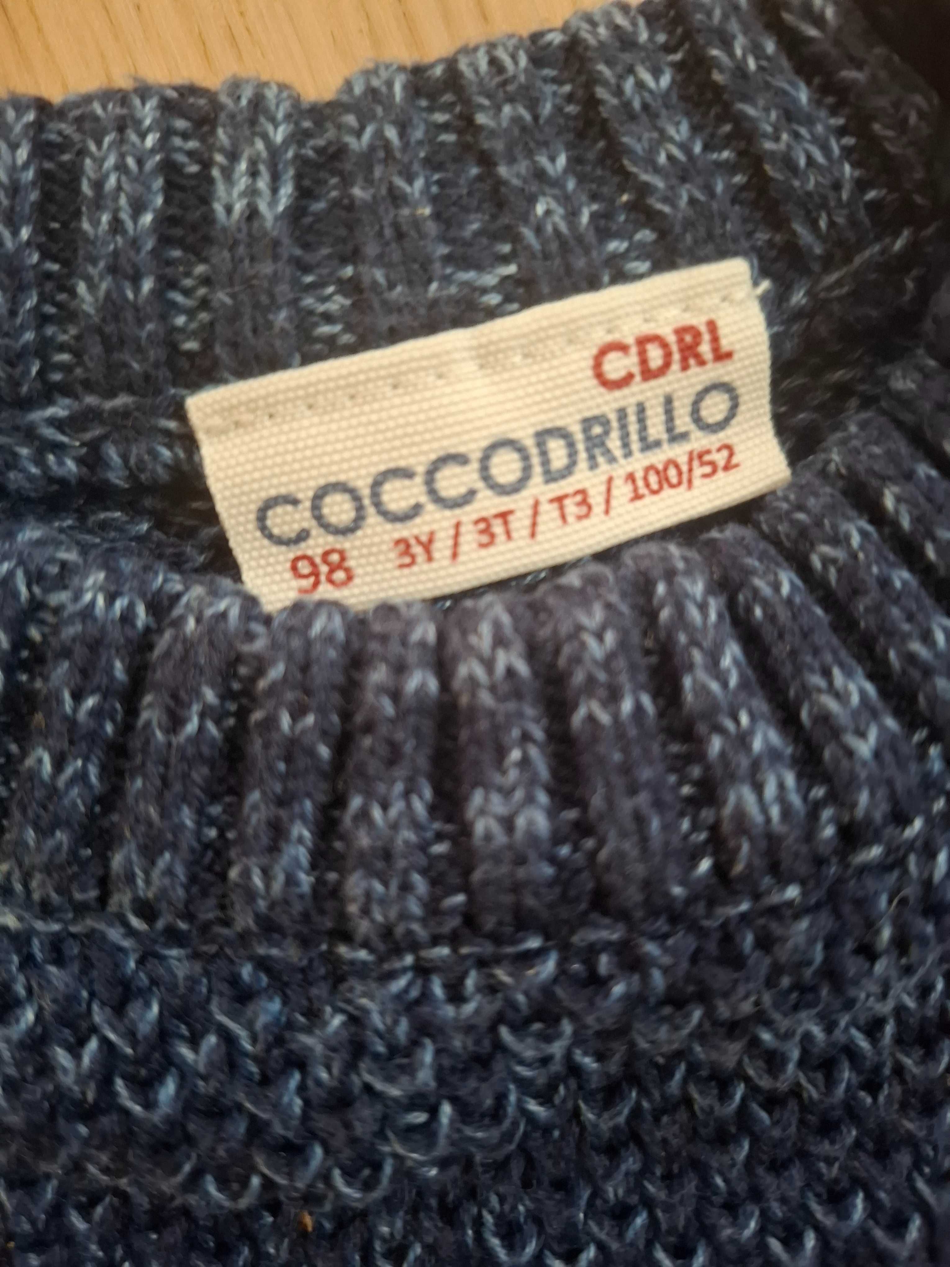 Dwa swetry chłopięce Coccodrillo r. 98 komplet
