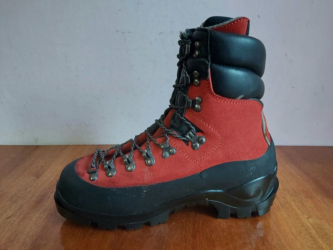 Черевики альпіністичні гірські фірми la sportiva scarpa Cima windtex V