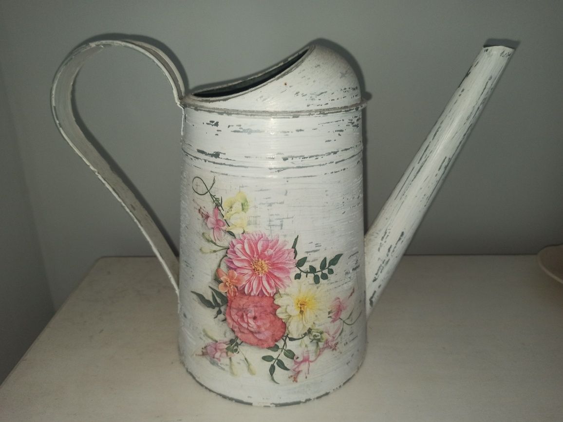 Konewka ozdobna z decoupage