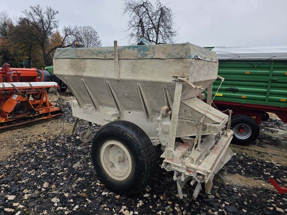 Amazone ZG5000  rozsiewacz wapna wózek siewnik