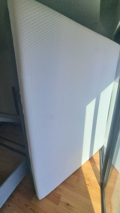 Colchão EMMA Original 160x200, como novo.