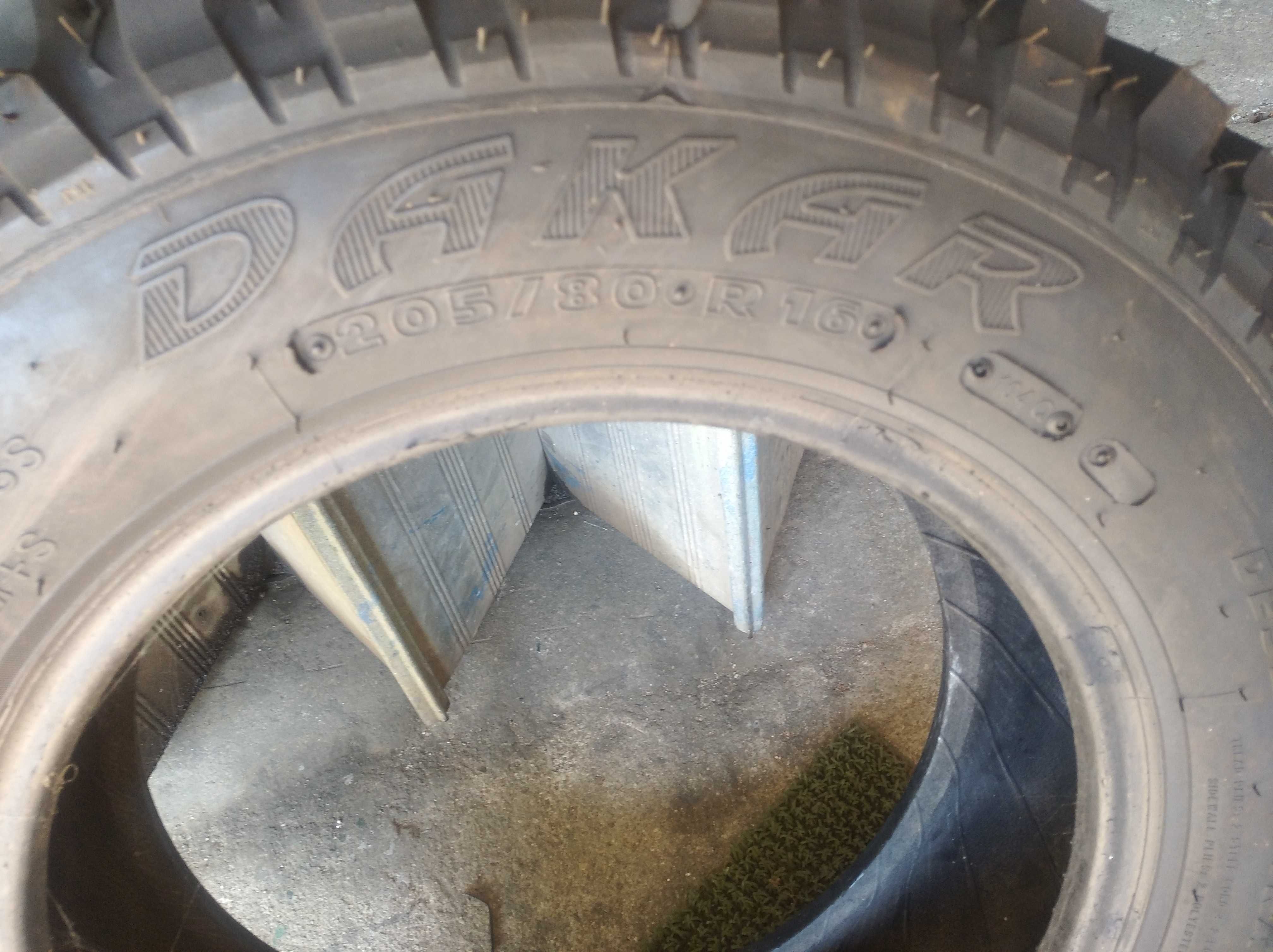 Pneu 205/80 R16 NOVO