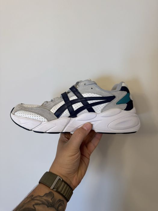 Buty sneakersy Asics Gel Bnd 1021A216 40,5Eu 25,5cm 7,5 US