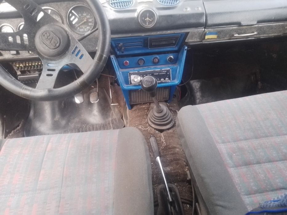 Продам машину ВАЗ 2163