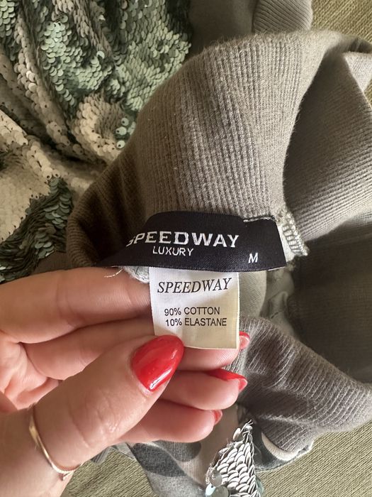 Костюм женский люкс качество.