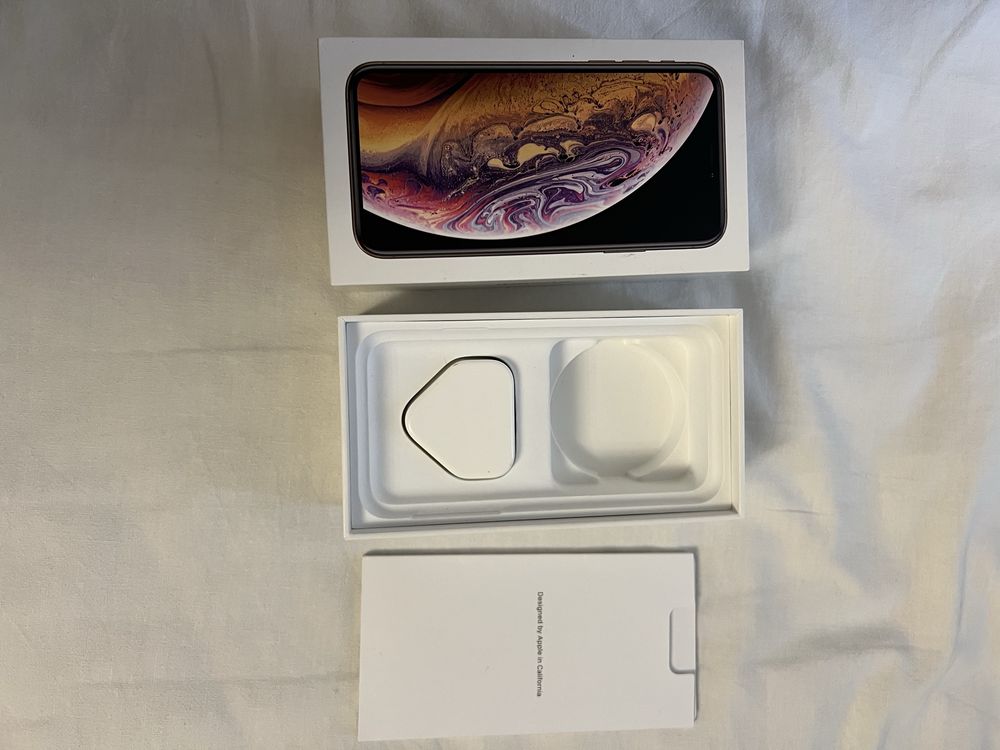 IPhone Xs 64 гб один владелец