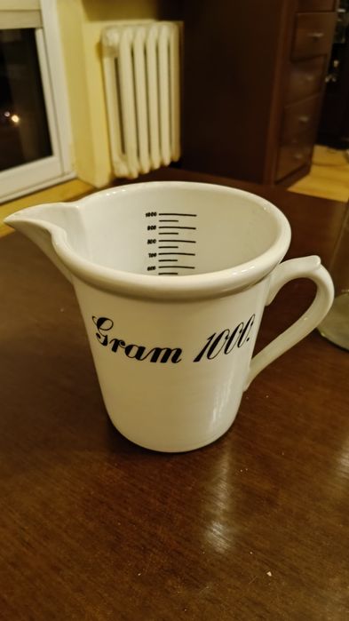 Ćmielów porcelana apteczna