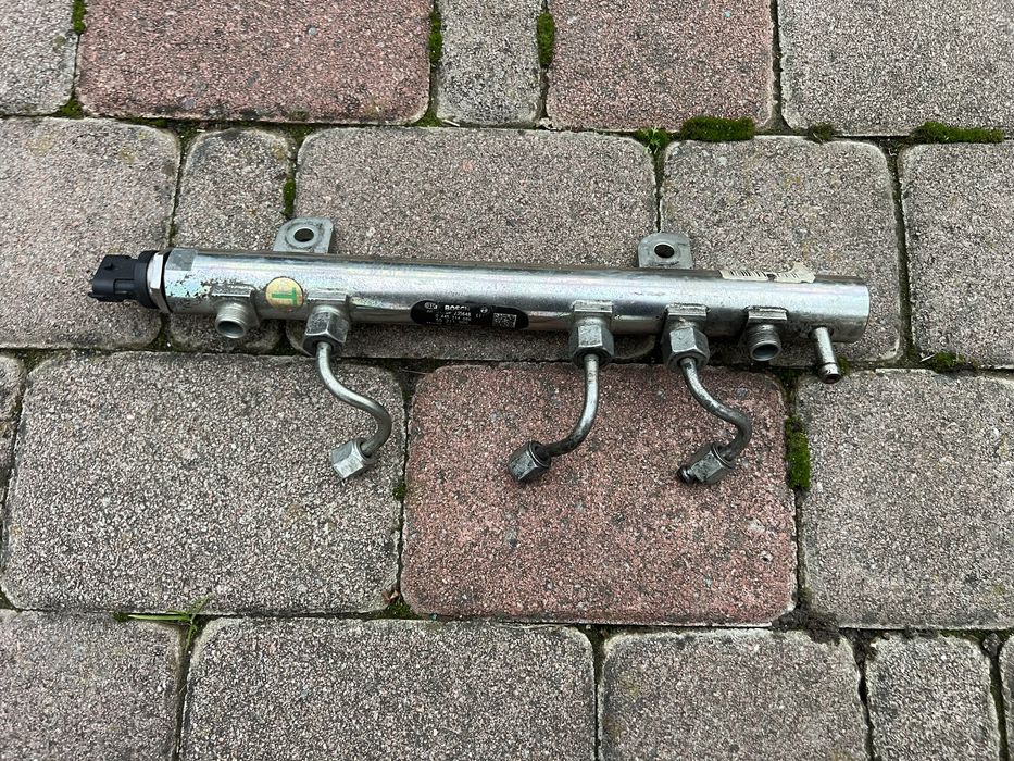 Паливна рейка Фіат добло 1.3 Multijet