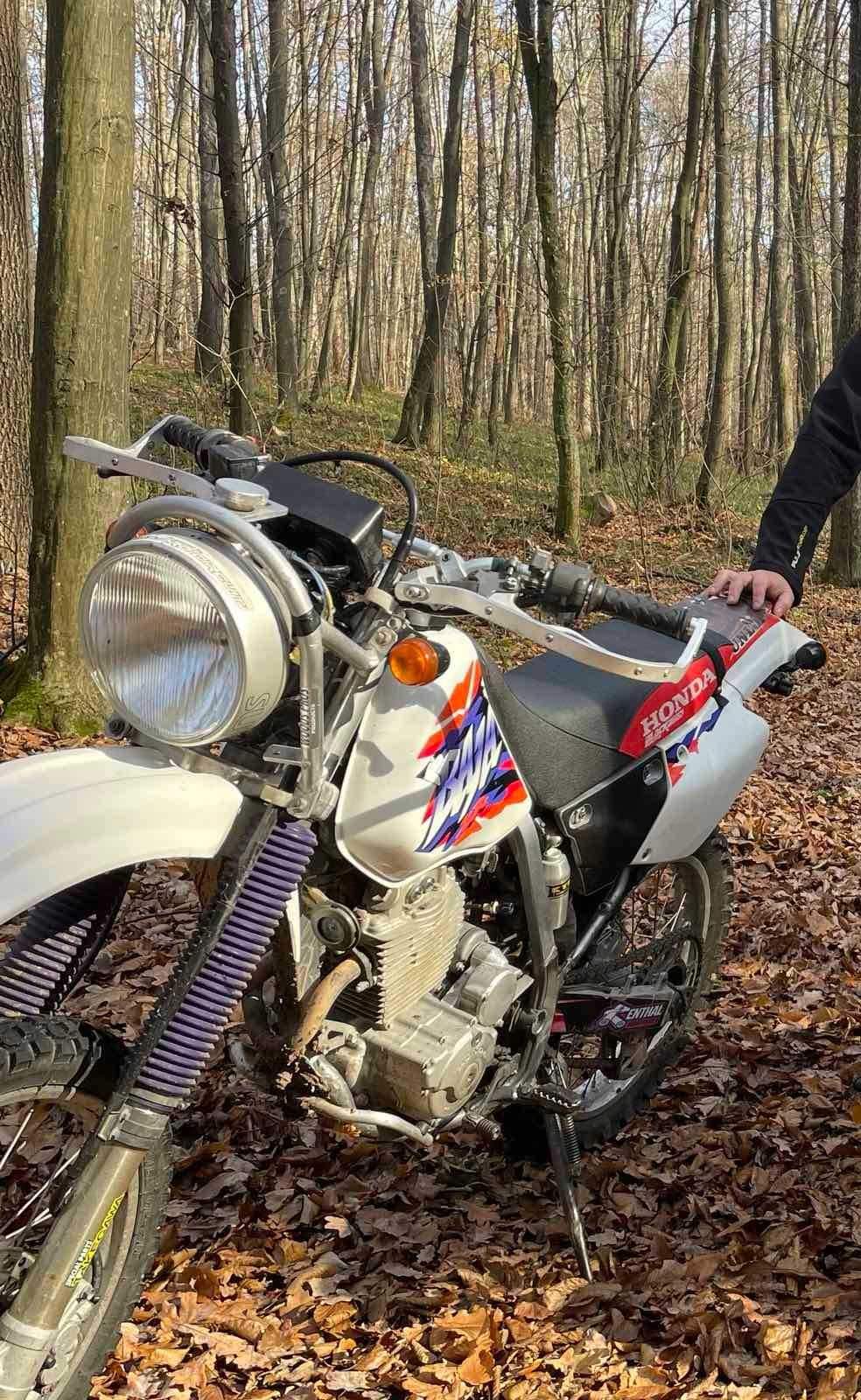 Honda XR 250 Baja