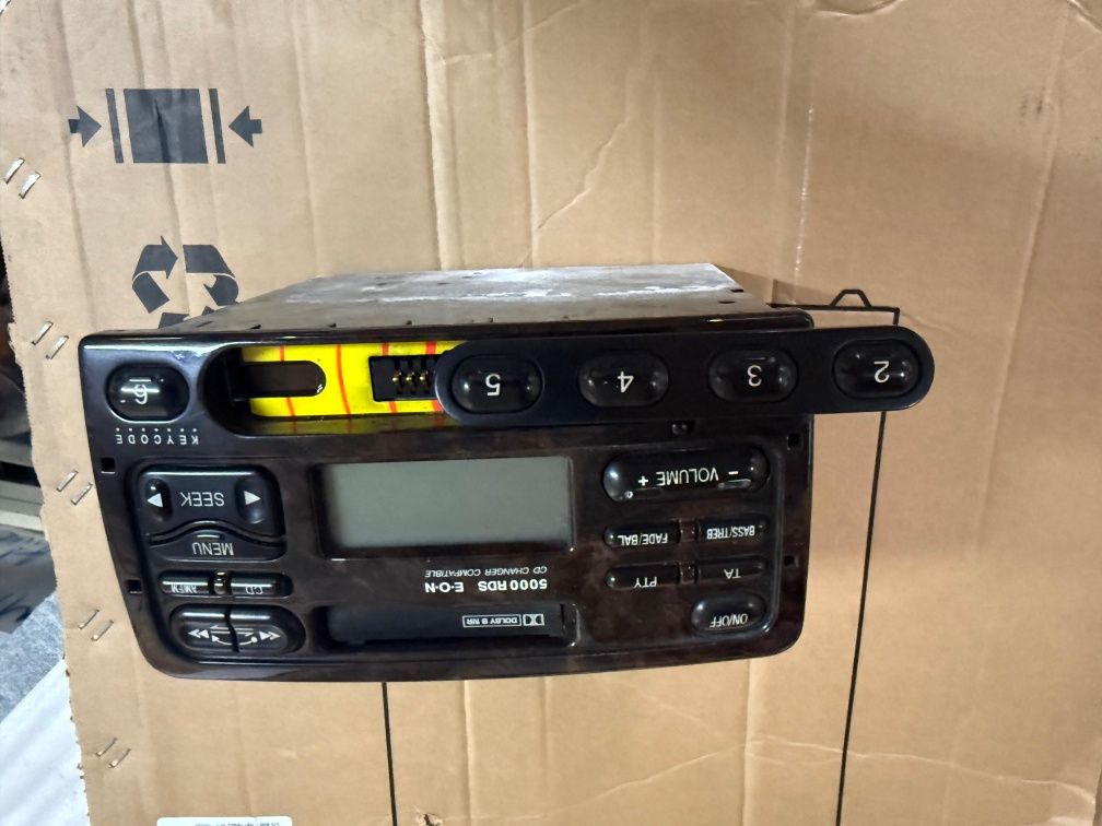 Radio Ford Usado