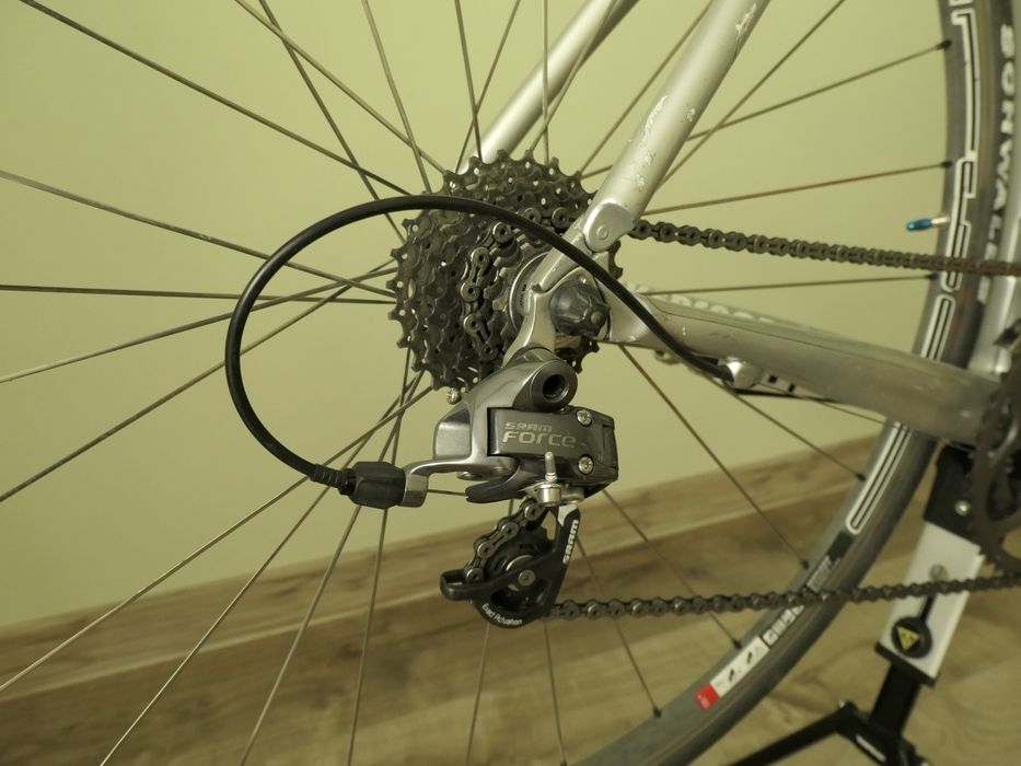 Карбоновий шосейний велосипед Giovanni