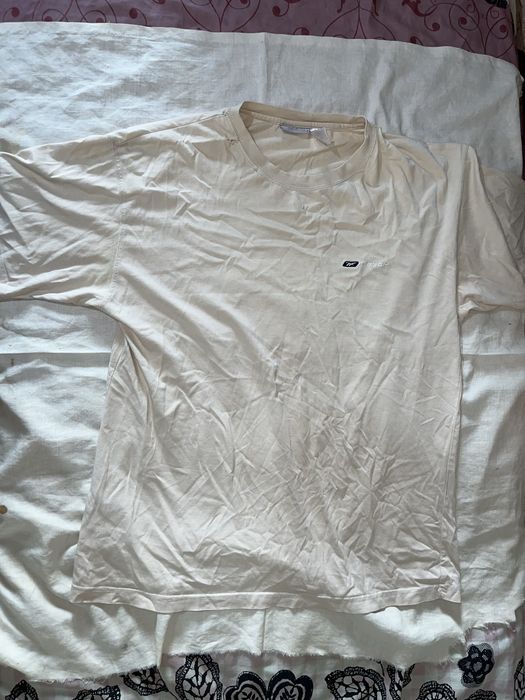 Футболка REEBOK | Розмір XL | Непомітні подертості на воротнику