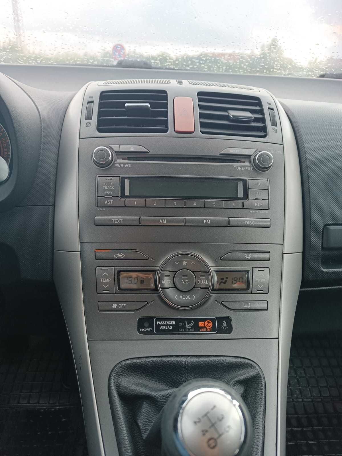 Toyota Auris 1.6 B+Gaz